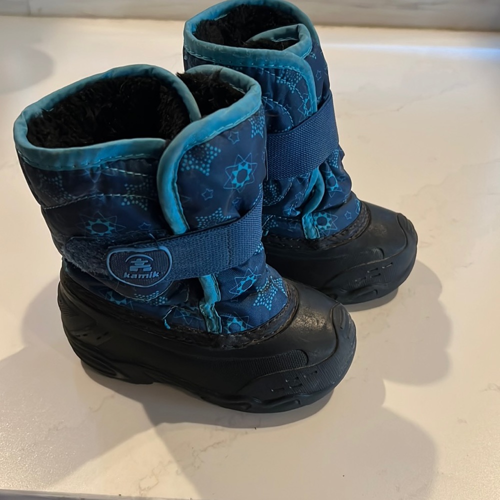 Kamik snow boots